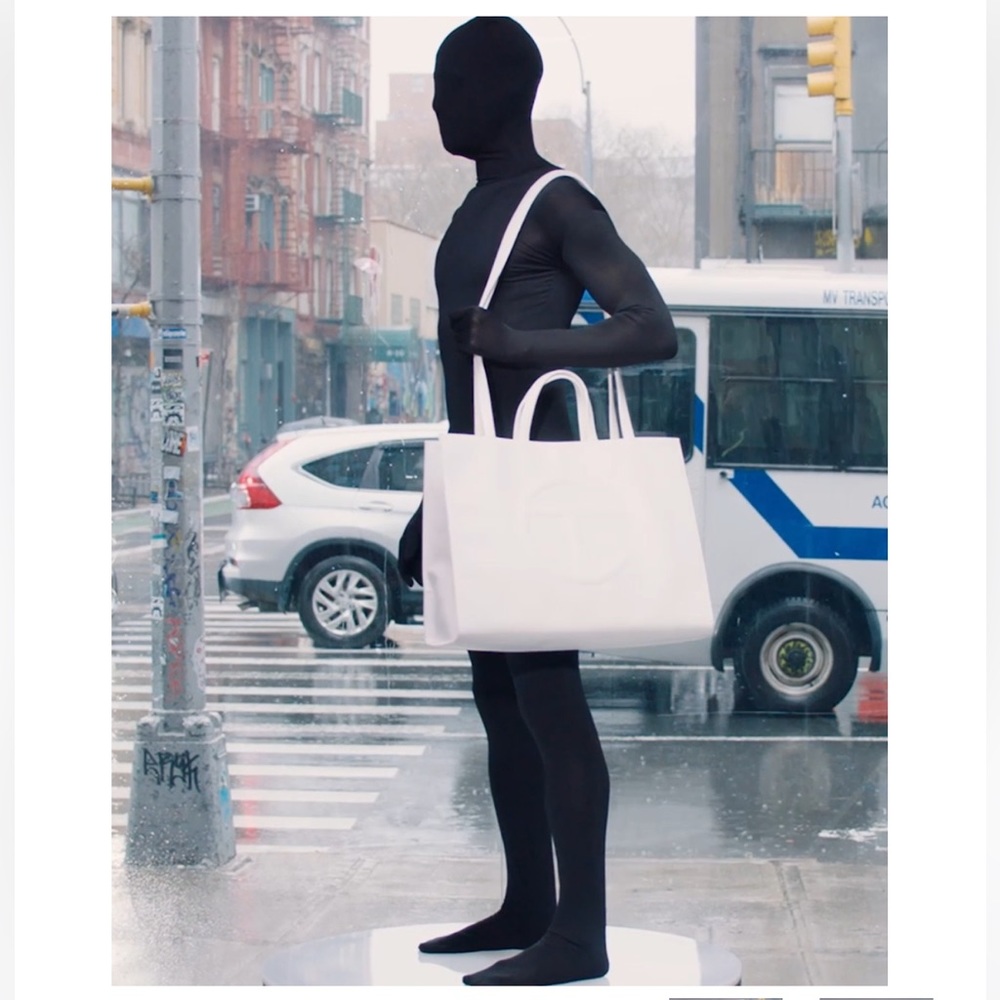 TELFAR Large Shopping Bag in Grape - Picture 5 of 11
